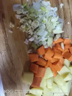 Make Steamed potatoes step 0