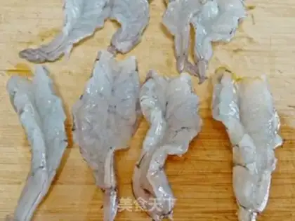 Make Ginth salad step 1