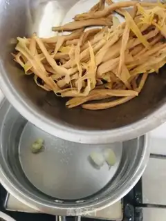 Make Soup of bouquet step 4