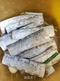 Make Fried Belt Fish step 1