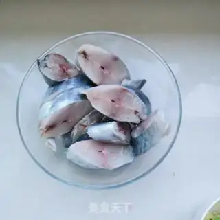 Make The onion burns the catfish step 0
