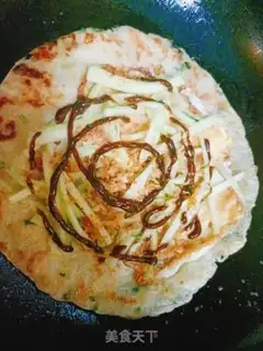 Make Silver ear soup with hand grab cakes step 4