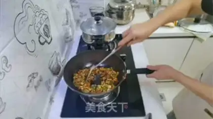 Make Old Beijing noodles step 5