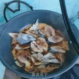 Make The onion burns the catfish step 8