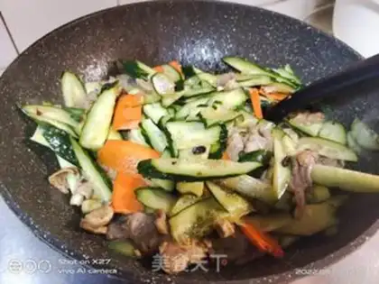 Make cucumber chops step 3
