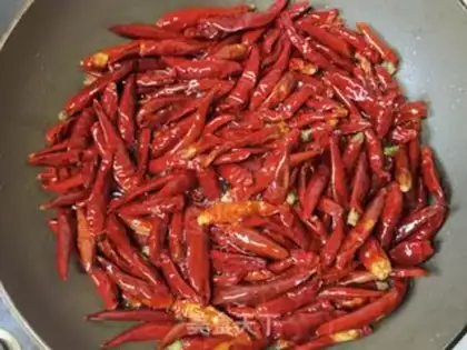 Make Spicy red oil step 5