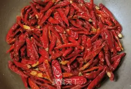 Make Spicy red oil step 6
