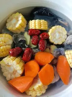 Make Corn chicken soup step 2
