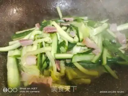 Make Ham chop cucumber step 3