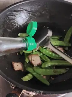 Make Dutch beans step 8