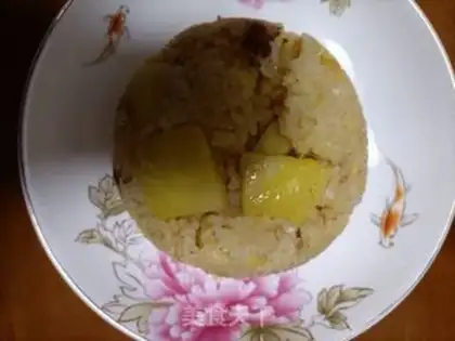 Make Pineapple egg fried rice step 7