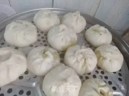Make The big, soft bun step 20