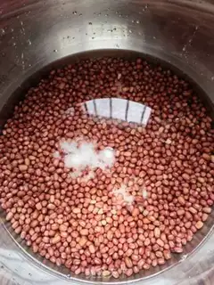 Make Homemade red beans step 1
