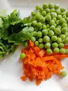 Make Shrimp and vegetable congee step 2