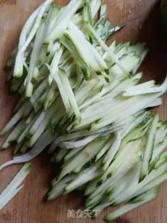 Make Eggs and red silk step 2