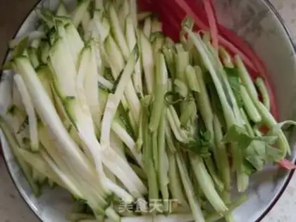 Make The moss, the sesame oil step 6
