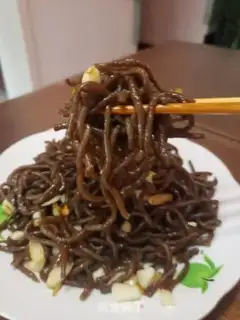 Make Garlic pasta step 5