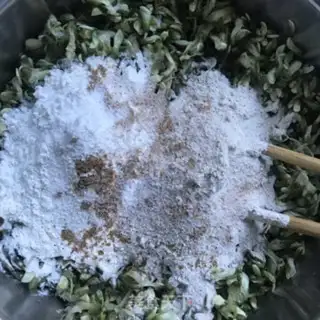 Make A bouquet of wheat step 2