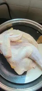 Make Slippery hands tore chickens step 3