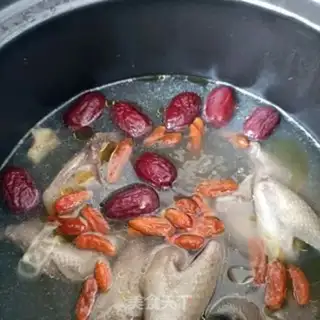 Make Western sorghum pigeon soup step 12