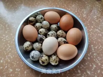 Make Five quail eggs step 0