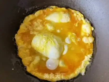 Make Quisine fried eggs step 3