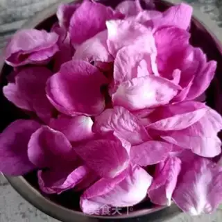Make Rose sauce step 1