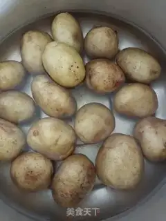 Make Fried potatoes step 1