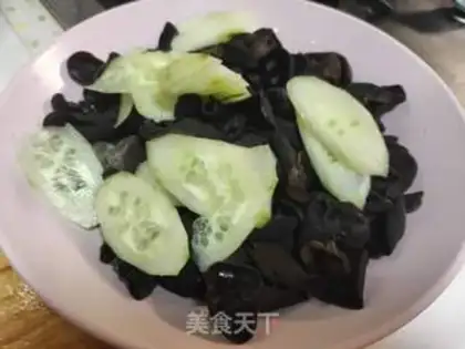 Make The cucumber platters step 2