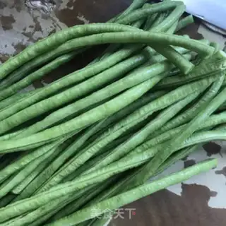 Make Oily beans step 0