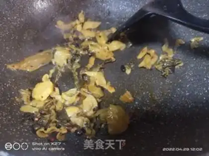 Make Squeaky sourfish step 1