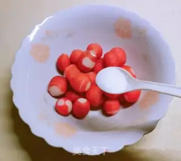 Make A cherries carrot step 2