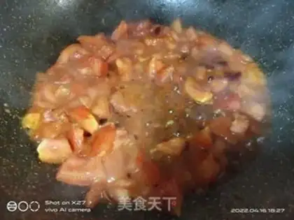Make Tomato makes macaroni step 2