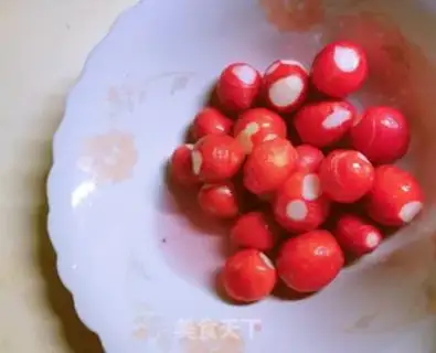 Make A cherries carrot step 4