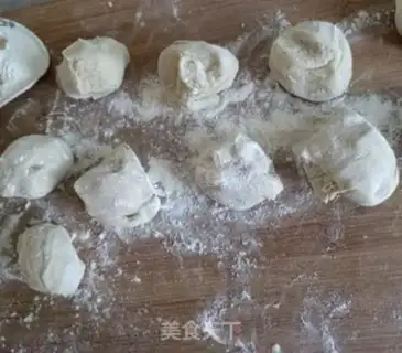 Make Shrimp, black bread step 13