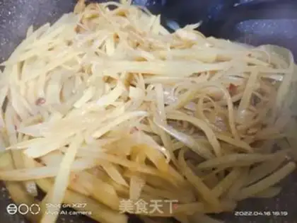 Make Spicy potatoes step 3