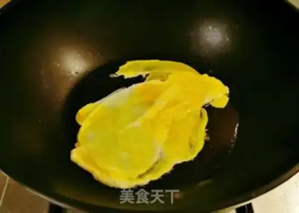 Make Tomato eggs and cucumbers step 3