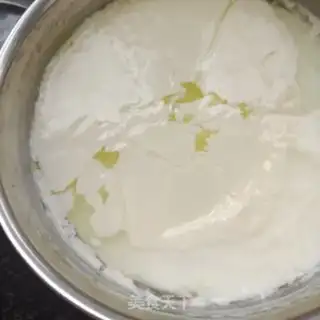 Make Drink a lot of honey step 0