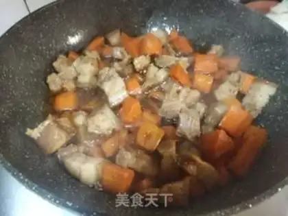 Make Five flowers with red carrots step 6