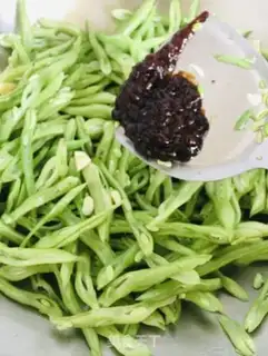 Make The soy-savvy beans step 4