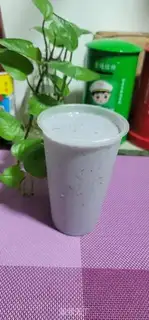 Make Blueberry banana shake step 4