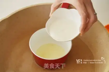Make Low-calcated lemon mousse step 4