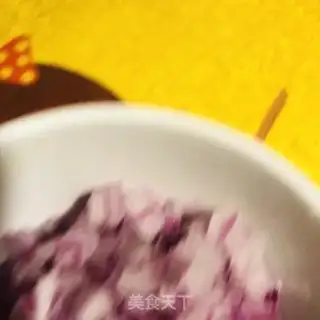 Make Cream egg fried rice step 1