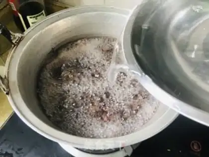 Make Five grains of porridge step 4