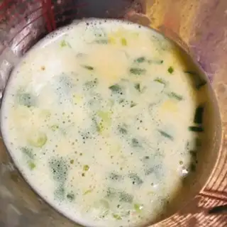 Make Onion omelet step 3