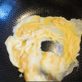Make Cream egg fried rice step 3