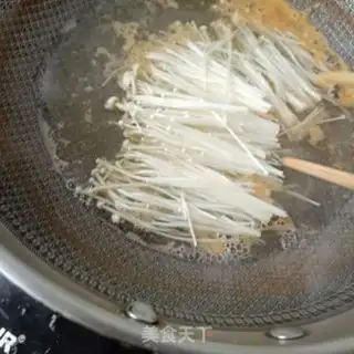Make Gin and mushrooms, shrimp step 6