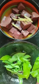 Make Nine-storey porridge blood soup step 0