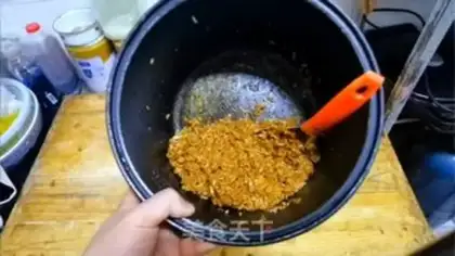 Make Soy sauce, fried rice step 2
