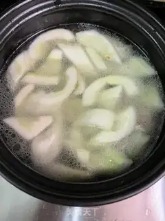 Make cucumber-dry squid soup step 6